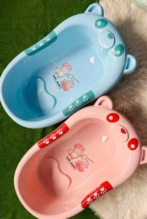 Baby bath tub
